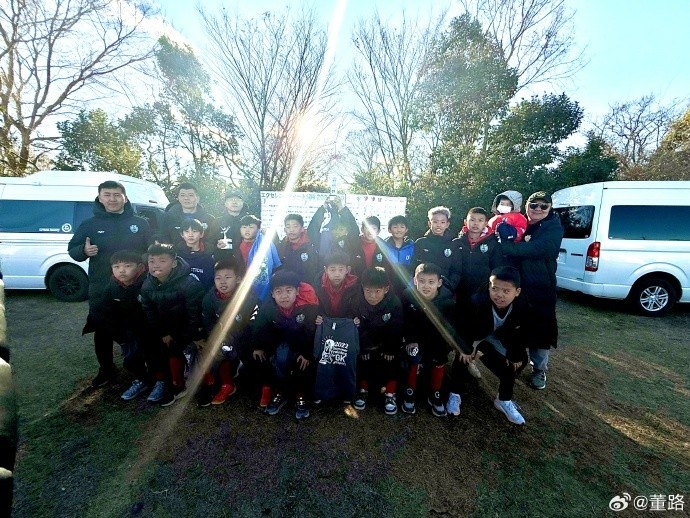  8戰(zhàn)全勝奪日本杯賽冠軍！中國足球小將發(fā)布感謝信