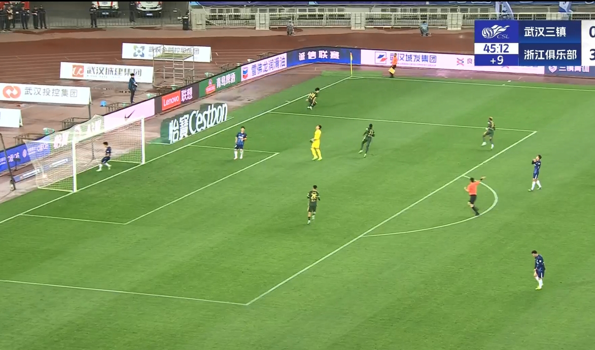  18歲王鈺棟中超處子球！三鎮(zhèn)后防白給，浙江半場(chǎng)4-0領(lǐng)先
