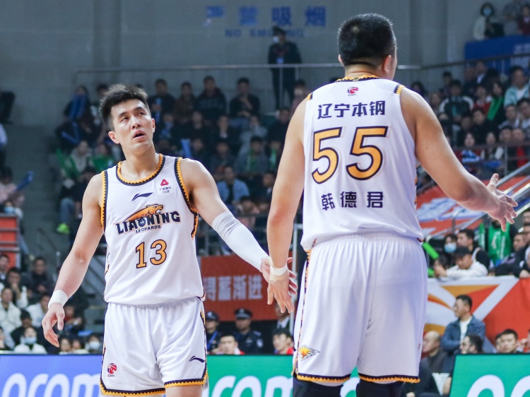  里程碑！韓德君8625分追平郭艾倫 并列遼籃隊史得分王