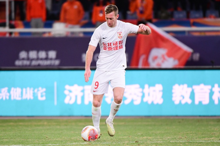  熱身賽：長春亞泰2-1青島海牛 貝里奇、奧莫伊胡安弗破門???