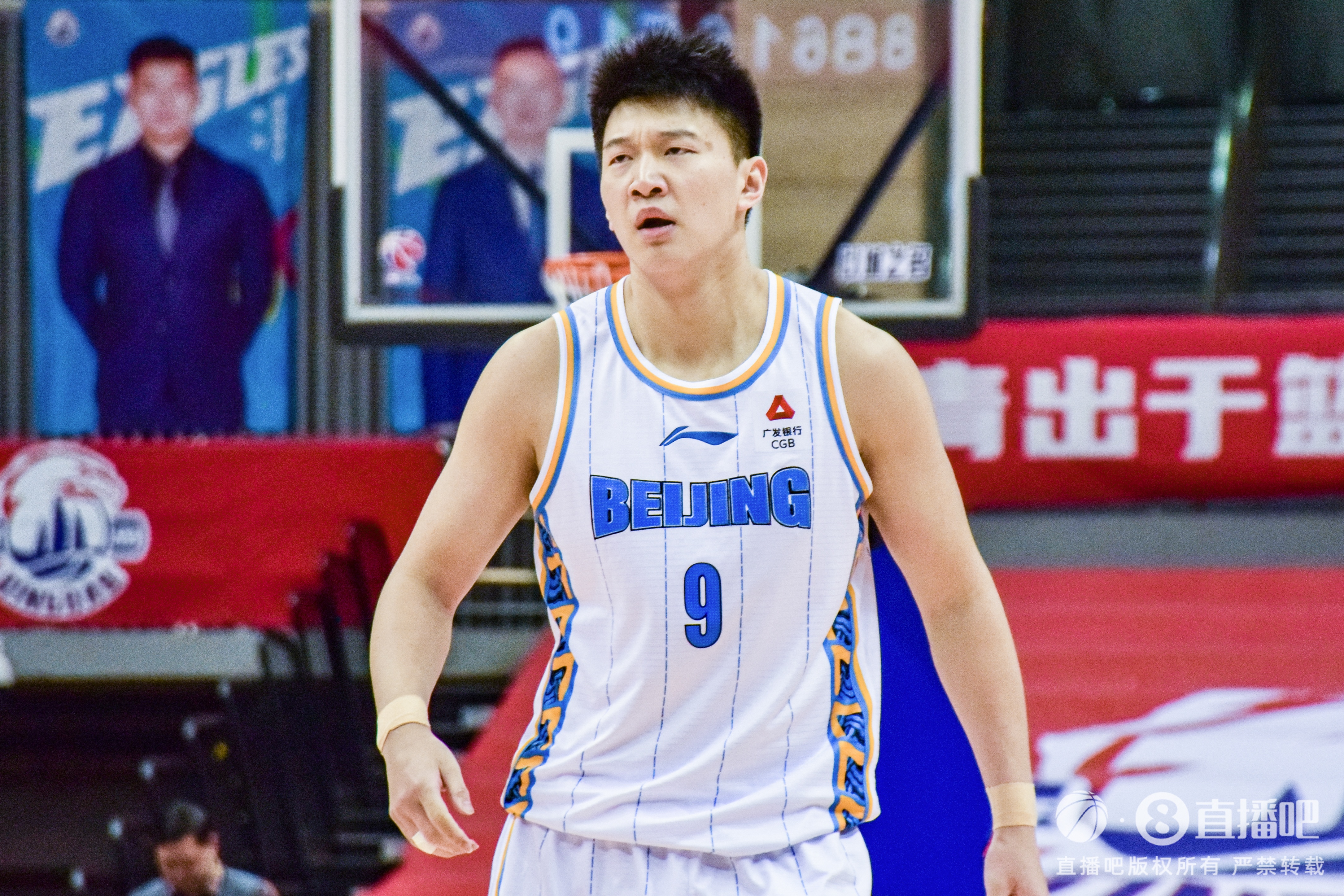  打得可以！雷蒙8中3拿10分2板1助1斷&次節(jié)單節(jié)8分 正負值+19