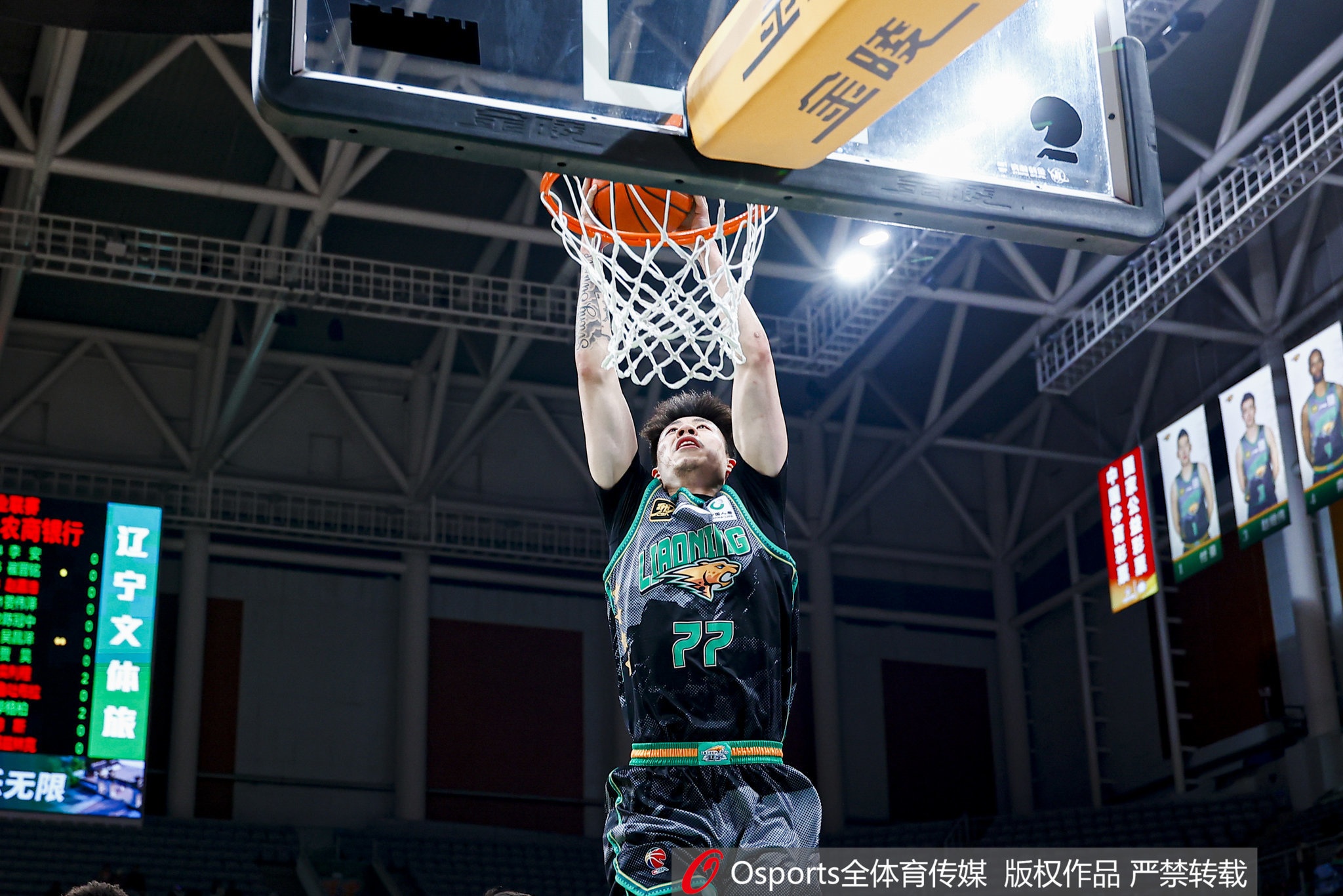  合理且高效！張鎮(zhèn)麟出場24分鐘10中6得12分&送6助攻 正負(fù)值+28